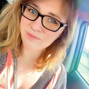 Meet your Posher, Abby